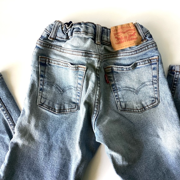 Little boy Levi’s 511 made to play jeans - Picture 6 of 6